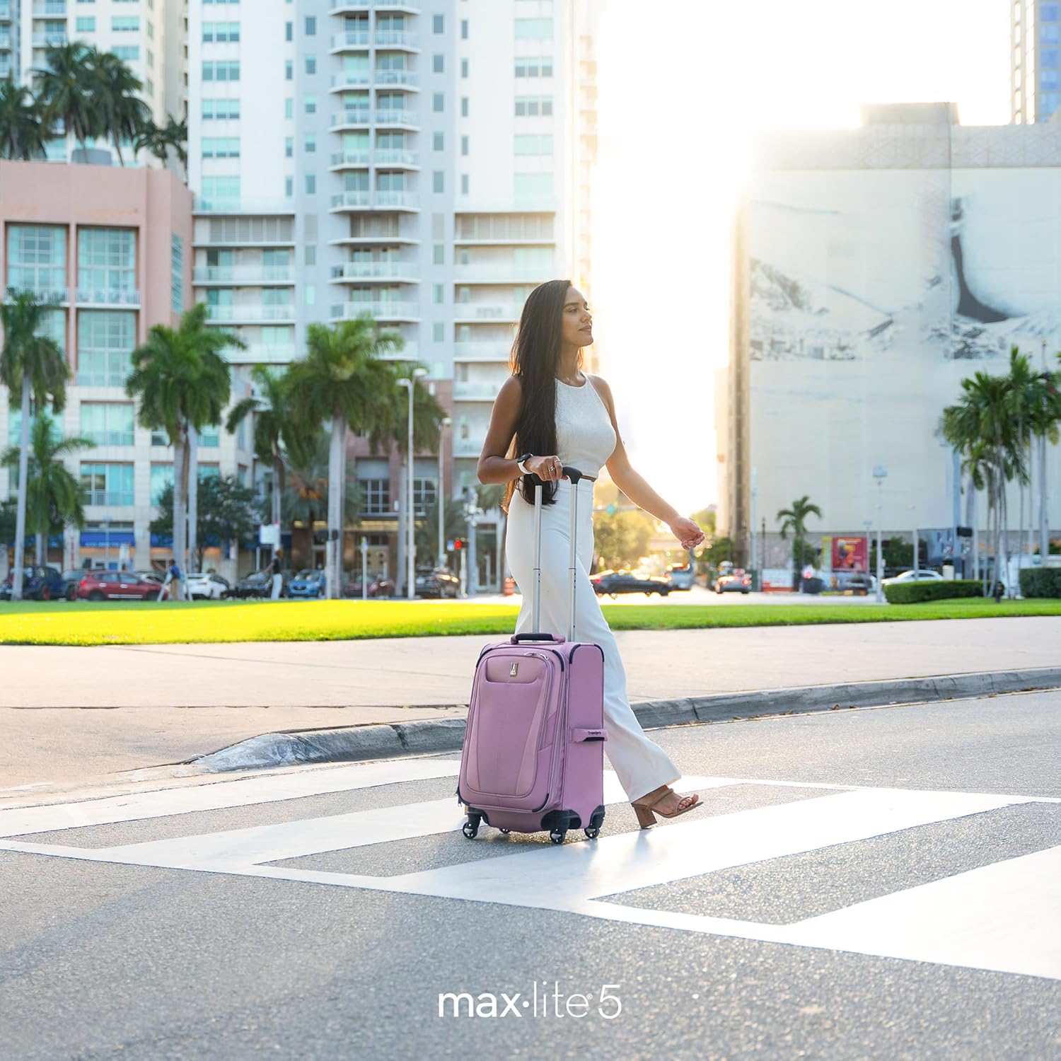 Travelpro Maxlite 5 Softside Expandable Luggage with 4 Spinner Wheels, Lightweight Suitcase, Men and Women, International, Black, Carry-on 21-Inch - Image 2